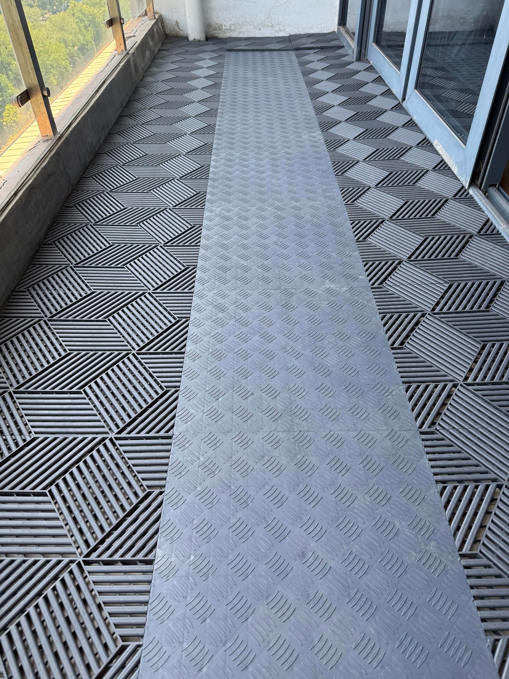 CYBER — 3D Futuristic Garage Tile