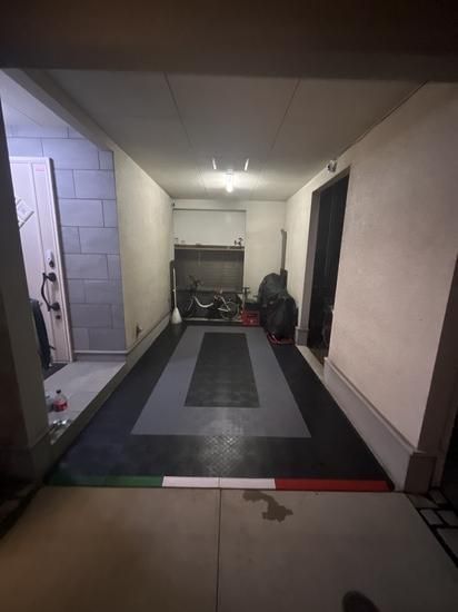 TITAN — Solid Garage Tile