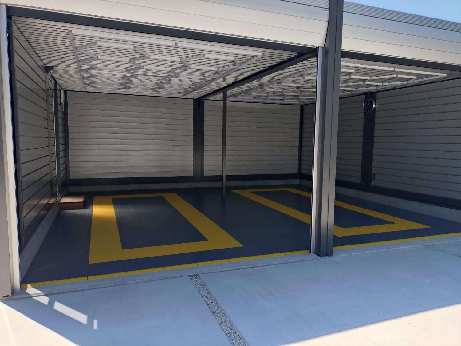 TITAN — Solid Garage Tile